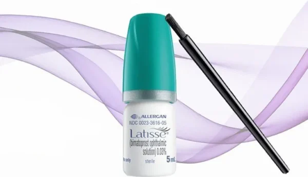 Latisse 5 ml bottle and applicator brush